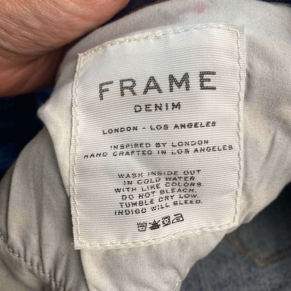 FRAME 'Le High Straight' High Rise Staggered Hem Jeans in Carroll Wash Size 28 - Picture 9 of 10